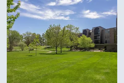 9700 Portland Avenue S #331, Bloomington, MN 55420 - Photo 27