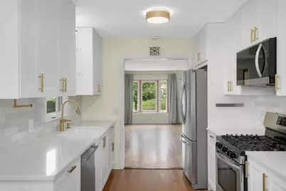 3740 Perry Avenue N, Robbinsdale, MN 55422 - Photo 5