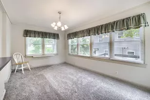 6051 Upper 46th St N, Oakdale, MN 55128 - Photo 9
