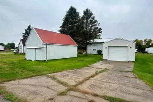 9304 3rd St, New Auburn, MN 55366 - Photo 19
