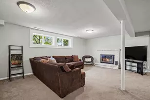 16401 Temple Dr S, Minnetonka, MN 55345 - Photo 17