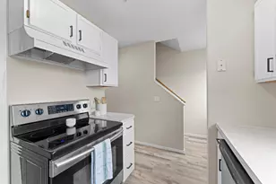 13092 Murdock Terrace, Eden Prairie, MN 55347 - Photo 3