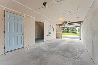 13092 Murdock Terrace, Eden Prairie, MN 55347 - Photo 23