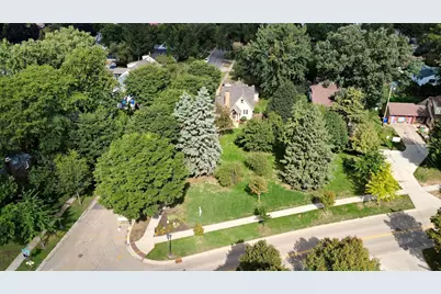 705 Wheelock Parkway W, Saint Paul, MN 55117 - Photo 3