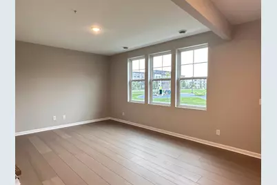 2277 Beechwood Avenue, Saint Paul, MN 55116 - Photo 9
