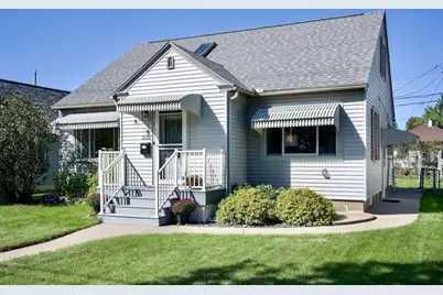 1022 Gilmore Avenue, Winona, MN 55987 - Photo 1