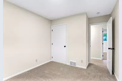 9330 Park Avenue S, Bloomington, MN 55420 - Photo 13