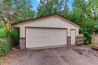 9330 Park Avenue S, Bloomington, MN 55420 - Photo 29
