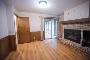 315 W 10th St, Morris, MN 56267 - Photo 15