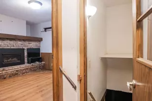 315 W 10th St, Morris, MN 56267 - Photo 13