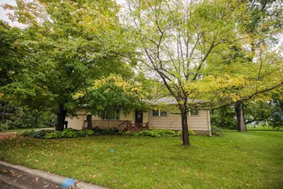 315 W 10th Street, Morris, MN 56267 - Photo 3