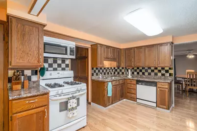 402 Toupin Street, Oklee, MN 56742 - Photo 7