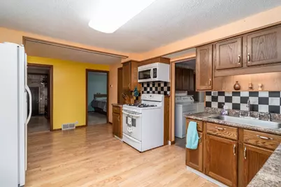 402 Toupin Street, Oklee, MN 56742 - Photo 9