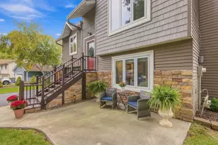 6625 Harlan Dr, Eden Prairie, MN 55346 - Photo 3