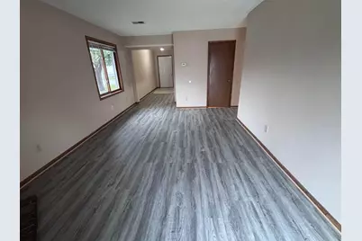 5417 Angeline Avenue N, Crystal, MN 55429 - Photo 7