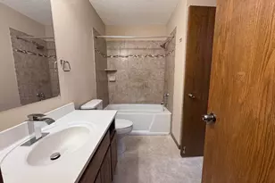 5417 Angeline Ave N, Crystal, MN 55429 - Photo 3