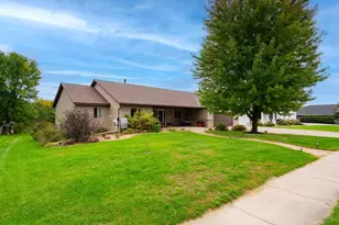 426 Maple Dr, Foley, MN 56329 - Photo 1