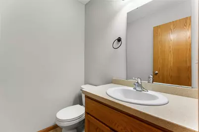 315 Roosevelt Street S #G, Cambridge, MN 55008 - Photo 5