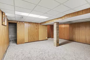 4040 Merriam Rd, Minnetonka, MN 55305 - Photo 15