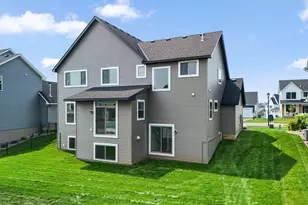 17924 Headwaters Dr, Lakeville, MN 55044 - Photo 43