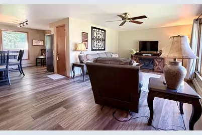 421 Miles Drive, Worthington, MN 56187 - Photo 7