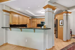 11460 Fairfield Rd W, Minnetonka, MN 55305 - Photo 9
