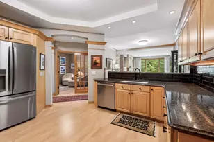11460 Fairfield Rd W, Minnetonka, MN 55305 - Photo 3