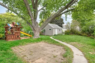 961 California Ave W, Saint Paul, MN 55117 - Photo 15