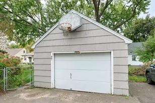 961 California Ave W, Saint Paul, MN 55117 - Photo 17