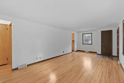 7027 13th Avenue S, Richfield, MN 55423 - Photo 5