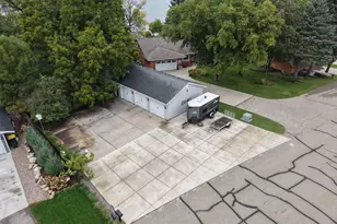 5134 E Eagle Lake Rd, Willmar, MN 56201 - Photo 5