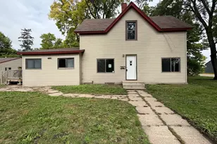31 Ripley St E, Litchfield, MN 55355 - Photo 1