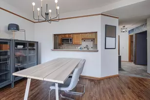 8121 34th Ave S, Bloomington, MN 55425 - Photo 9