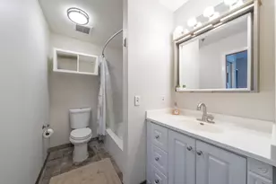 8121 34th Ave S, Bloomington, MN 55425 - Photo 11