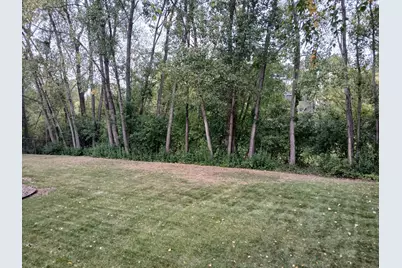 9040 Parkside Drive, Woodbury, MN 55125 - Photo 3