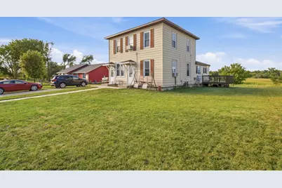 316 SW 3 Ave SW, New London, MN 56273 - Photo 3