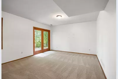 15588 Canyon Ridge, Eden Prairie, MN 55347 - Photo 35