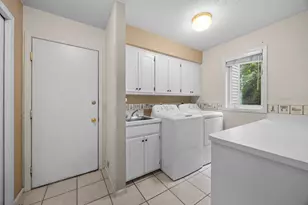 15588 Canyon Ridge, Eden Prairie, MN 55347 - Photo 17