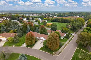 397 Whispering Ln, Hastings, MN 55033 - Photo 5