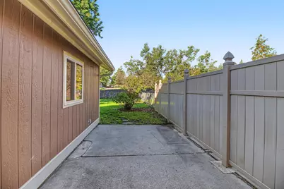 1381 Easter Lane, Eagan, MN 55123 - Photo 29