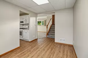 1381 Easter Ln, Eagan, MN 55123 - Photo 39