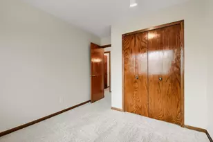 5409 Pompano Dr, Minnetonka, MN 55343 - Photo 19