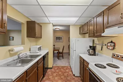 1181 Edgcumbe Road #1005, Saint Paul, MN 55105 - Photo 7