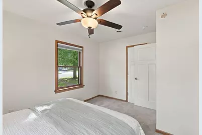 10112 Stevens Avenue S, Bloomington, MN 55420 - Photo 19