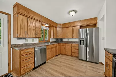 181 E 7th Street, Zumbrota, MN 55992 - Photo 9