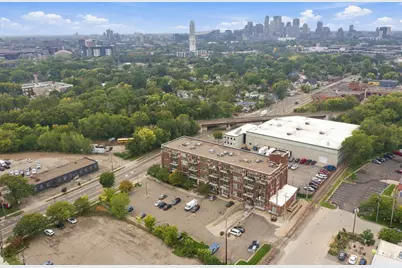 1901 E Hennepin Avenue #303, Minneapolis, MN 55413 - Photo 19