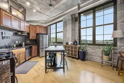 1901 E Hennepin Avenue #303, Minneapolis, MN 55413 - Photo 9