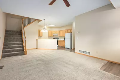 450 Hickory Lane, Oakdale, MN 55128 - Photo 7