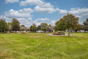 450 Hickory Ln, Oakdale, MN 55128 - Photo 21