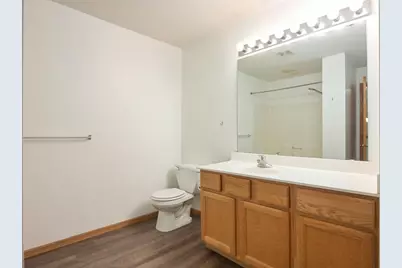 450 Hickory Lane, Oakdale, MN 55128 - Photo 17